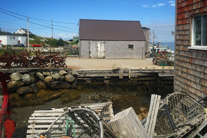 Nova Scotia Day Tour - Visit Peggys Cove, Lunenburg, and the Annapolis Valley. - Directions