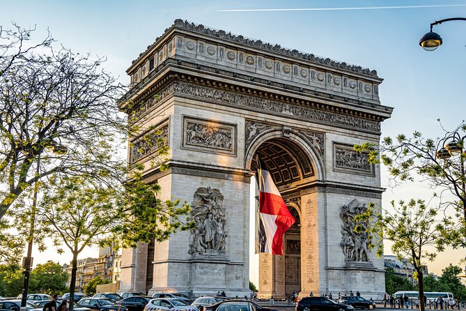 One Day Private Round Tour to Paris From Zeebrugge Port - Questions