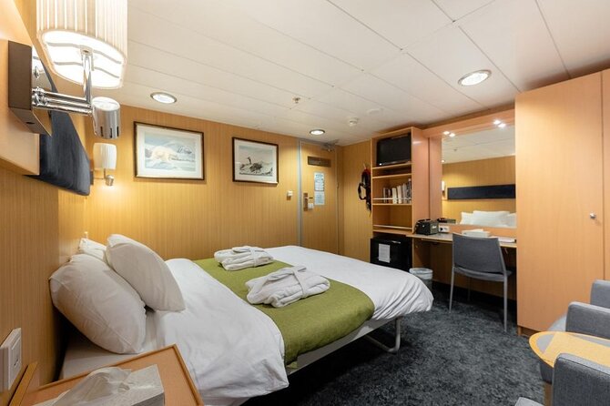 Overnight Northern Lights and Whale Safari - Safety and Precautions