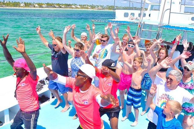 Party Boat / Catamaran Party In Punta Cana / Free Drinks - Exciting Water Activities and Entertainment