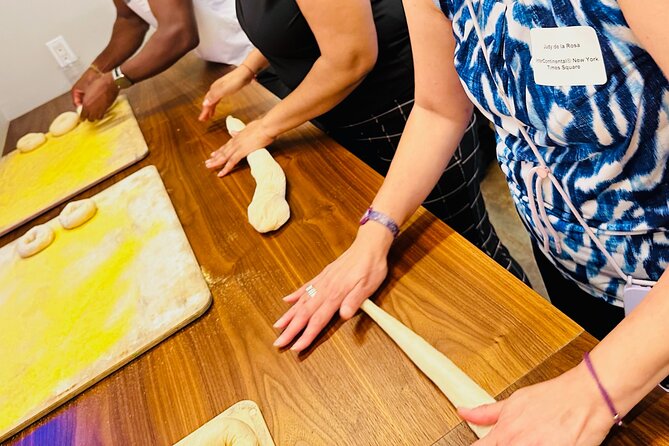 Perfect Bagel Baking Activity Workshop in New York - How to Book the Bagel Baking Workshop