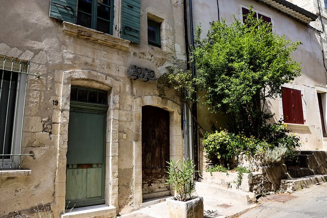 Pont Du Gard to Villeneuve Les Avignon & Châteauneuf Du Pape Wine Private Tour - Common Questions