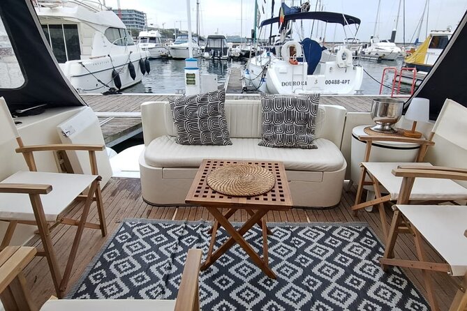 Porto: Luxury Yacht Tour of the 6 Bridges and Douro Natural Reserve - Traveler Reviews
