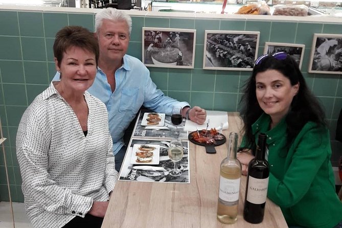 Porto Small-Group Local Food, Wine, and Sweets Tasting Tour - Indulging in the Citys Most Famous Sandwich