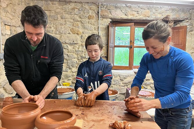 Pottery Workshop With Clay in the Middle of Nature - Cancellation Policy and Guidelines