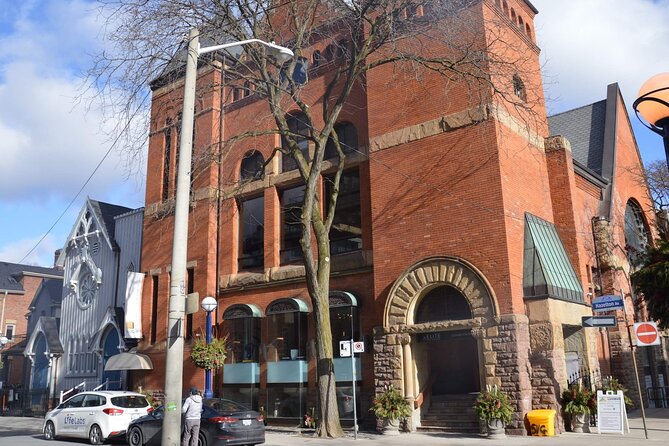 Private 45-Minute Audio-Tour: Toronto's Yorkville-Bloor - Common Questions