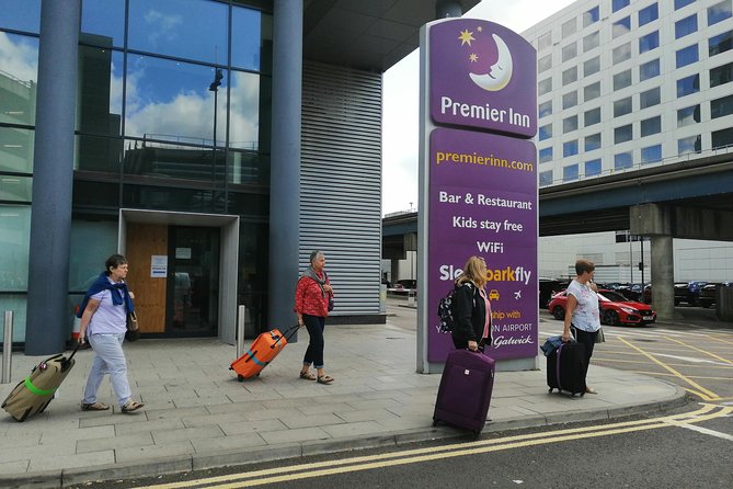 Private Arrival Airport Transfer: Gatwick Airport to Southampton Cruise Terminal - Directions