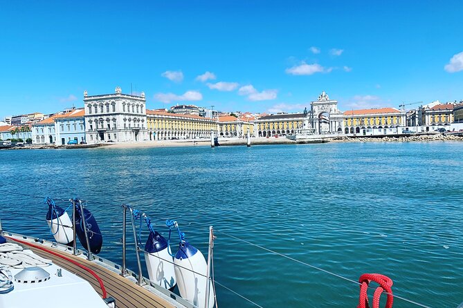 PRIVATE BOAT TOUR Lisbon - Common Questions