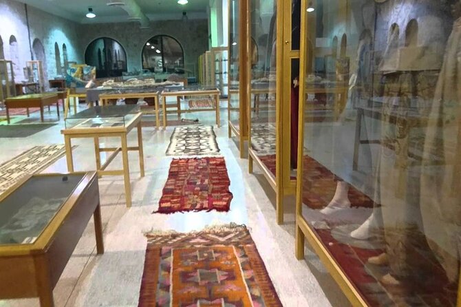 Private Combo Tour to Sheikh Faisal Museum and Camel Racing Track - Booking Information