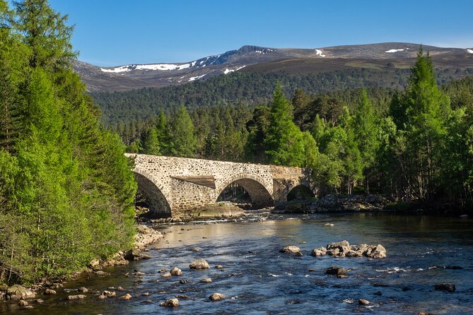 Private Deeside Walking Tour to Kings Secret Retreat & Castle/Distillery Visit - Meeting and Pickup