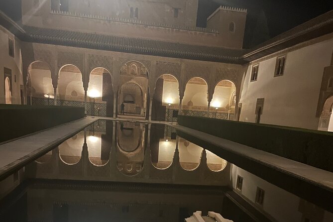 Private Guided Night Tour to the Alhambra - Pricing and Terms