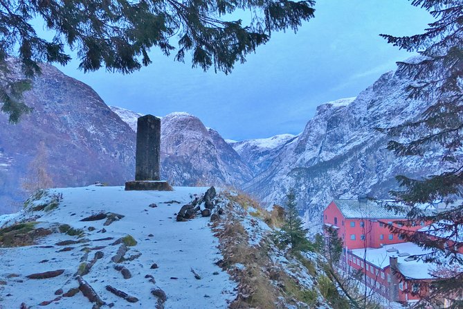 PRIVATE GUIDED TOUR: Highlights of Norway – Trip to the Sognefjord – WINTER - Directions