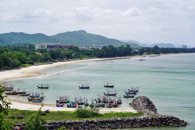 Private Guided Tour in Romantic Places of Hua Hin - Entrance Fees and Bottled Water Provided