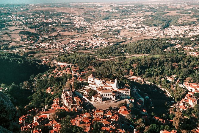 Private Half-Day Tour by Classic Car or Electric Jeep in Sintra - Positive Reviews About the Tour Guides