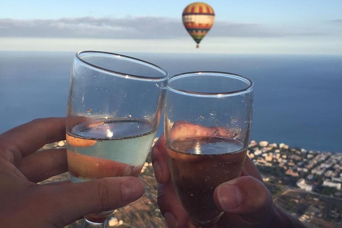 Private Hot Air Balloon Ride in Mallorca With Champagne and Snacks - Tips for a Memorable Experience
