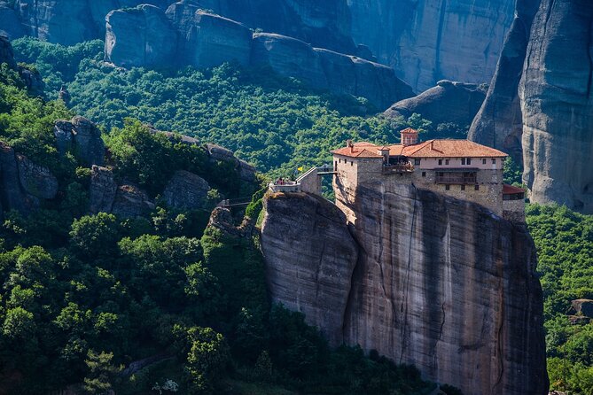 Private Minivan Transfer to Meteora and Back From Thessaloniki - Flexible Cancellation Policy