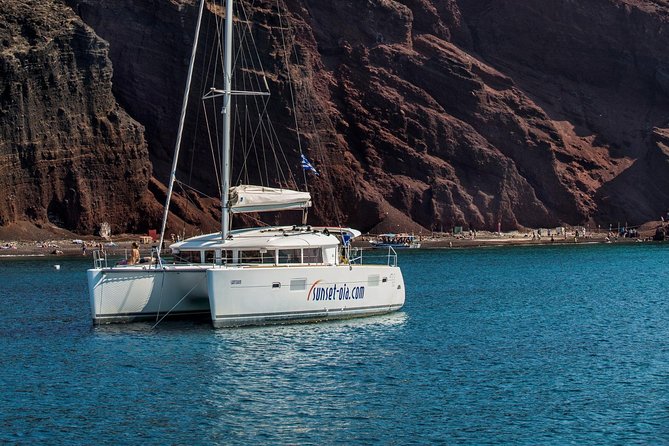 Private Morning Tour Lagoon 400-380 Sailing in Santorini ,Lunch, Drink, Transfer - Common Questions