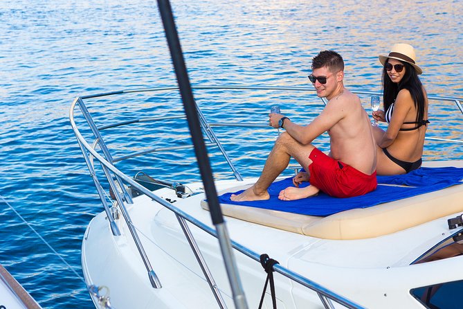 Private Motor Yacht Cruise in Santorini - Traveler Reviews and Ratings