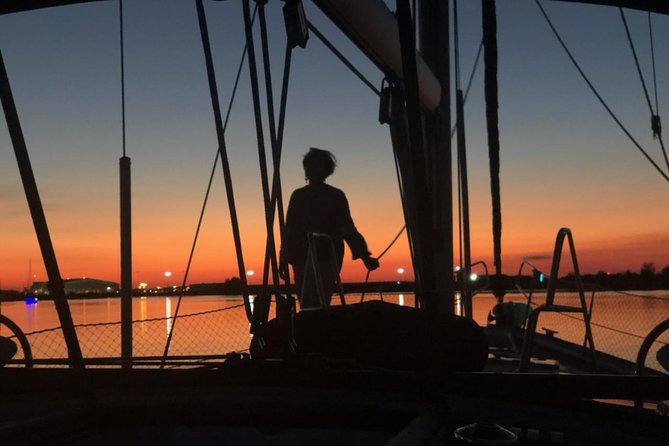 Private New Orleans 2-Hour Sail Aboard a Luxury Yacht - Customer Reviews and Satisfaction