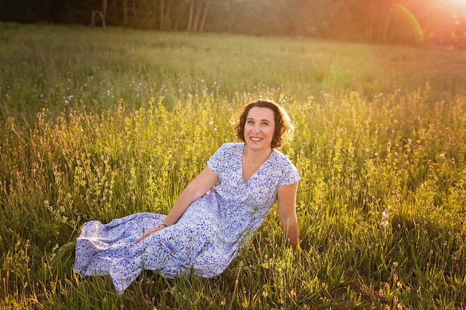 Private Photo Shoot in Amboise Castle Gardens - Local Professional Photographer
