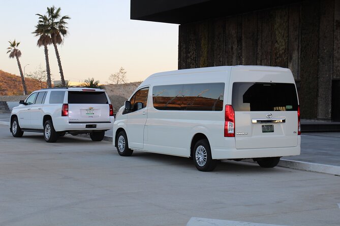 Private San Jose Del Cabo Roundtrip Airport Transfer - Bottled Water