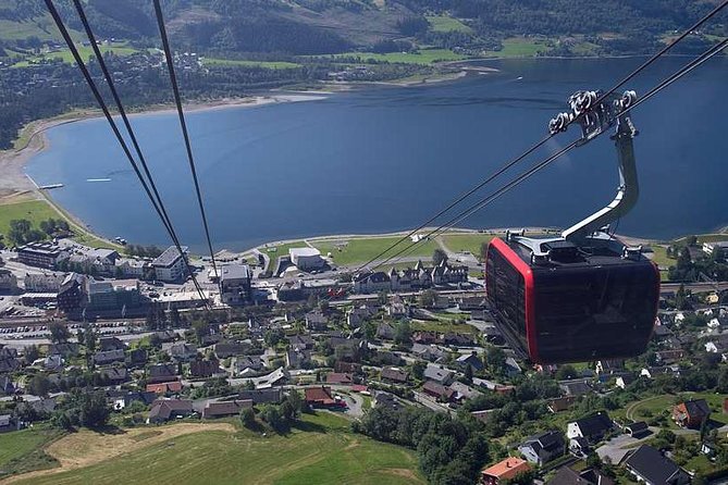 Private Tour - Hardangerfjord, Voss Gondol & 4 Great Waterfalls - Common Questions