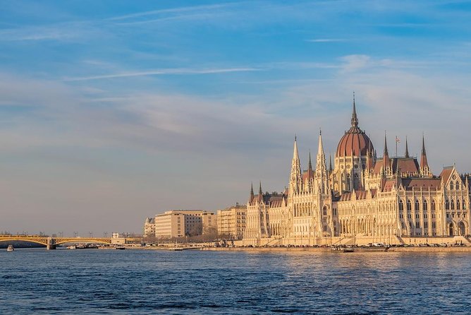 Private Transfer From Frankfurt to Budapest With 2 Hours for Sightseeing - Common Questions