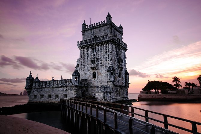 Private Transfer From Santiago De Compostela to Lisbon 2h Sightseeing - Common Questions