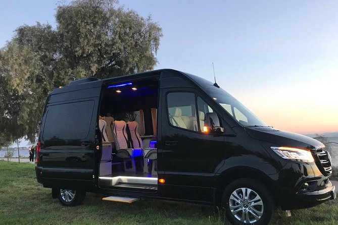 Private Transfer From Santorini Airport to Santorini - Easy Communication and Excellent Customer Service