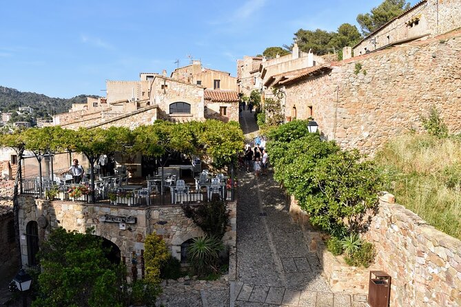 Private Transfer From Tossa De Mar/ Lloret De Mar to Barcelona - Pickup Points and Start Time