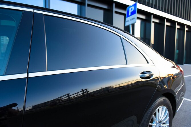 Private Transfer From Villars Sur Ollon to Geneva Airport - Note: the Directions and Copyright Information Have Been Omitted as They Are Not Relevant to the Content Organization