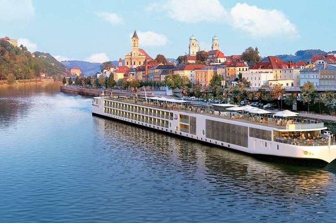 Private Transfer: Munich City to Cruise Port Passau in Luxury Van - Direct Transfer Benefits