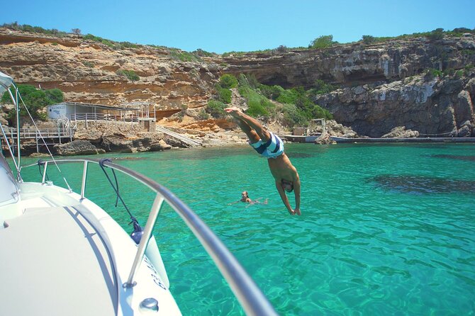 Private Yacht Trip From Rhodes to Symi Island or Lindos on a Luxury Yacht - Directions