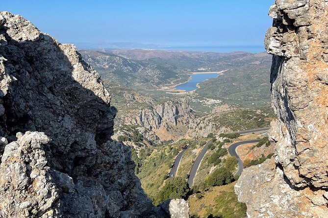 Private-Zeus Cave-WineOlive Oil Tasting-Old Traditional Villages