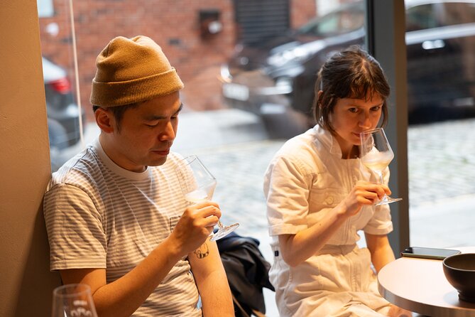 Relaxed Walking Wine Tasting Tour of Manchesters Best Wine Spots - Wine Variety