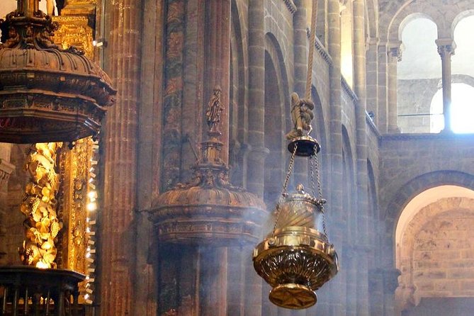 Santiago De Compostela Private Tour From Vigo With Hotel or Port Pick-Up - Meeting and Pickup Details
