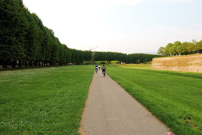 Self Guided Bike Tour in the Nature to Villa Reale - Recommended Itinerary