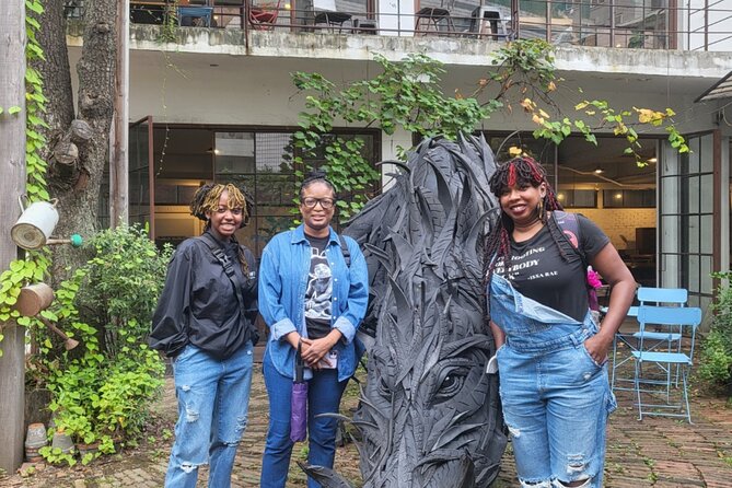 Seongsu-dong Walking Tour: K-Pop, Culture, Cheer, Friends & Relax - Relax and Unwind in Seongsu-dongs Tranquil Spaces