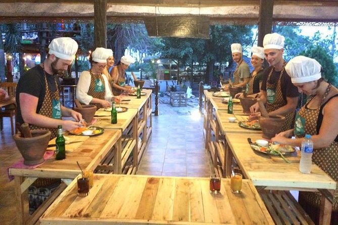 Short Authentic Lunch Cooking Class With Thai Master Chef at Sukho Cuisine Lanta - Common Questions