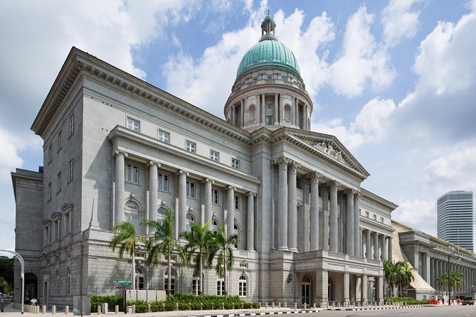 Singapore Group History & Culture Tour:River Cruise, Hawker Dinner & Tea Tasting - St. Andrews Cathedral