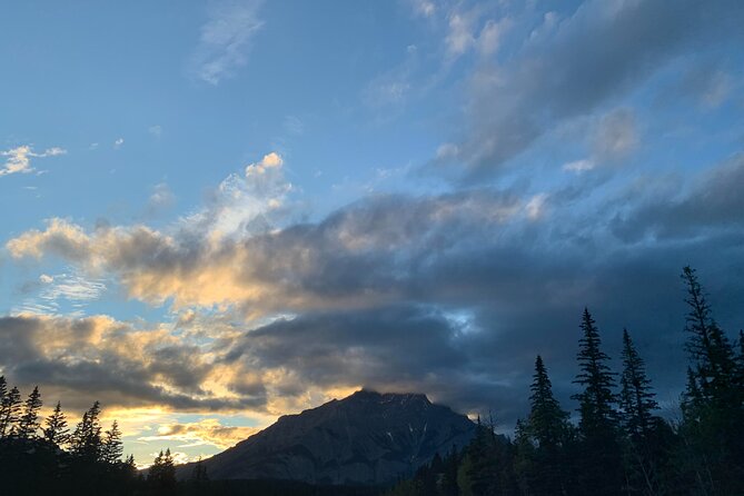 Small-Group 2-Hour Evening Hike With Stargazing, Banff - Pros of the Hike and Stargazing Experience