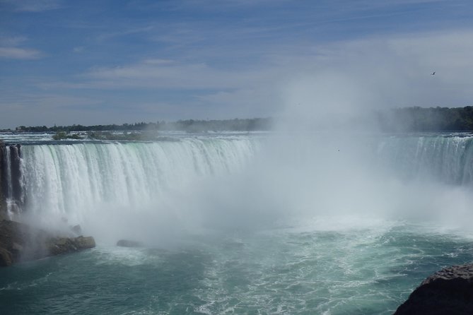 Small-Group Day Tour From Toronto to Niagara Falls and Around - Common Questions