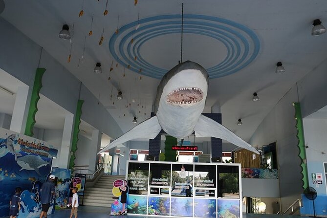 Stunning Ao Manao Bay & Prachuabkirikhan Private Guided Tour of Hua Hin - Common Questions