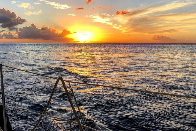 Sunset & Champagne Cruise on a Classic Schooner With Boat Dogs - Common Questions