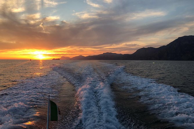 Sunset Cruise From Positano or Amalfi - Scenic Highlights: Li Galli and Amalfi Coast