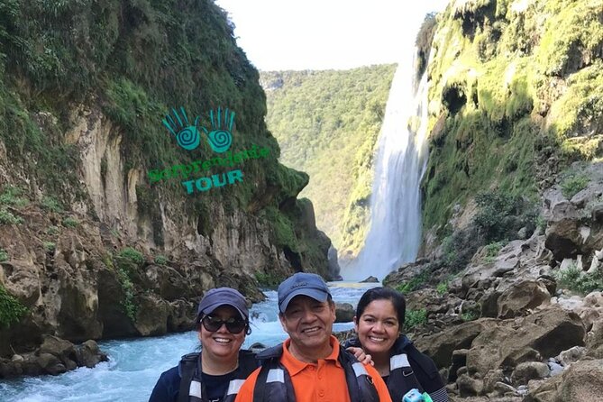 Swallow Show, Tamul Waterfall by Canoe and Cenote Cueva Del Agua - Common Questions