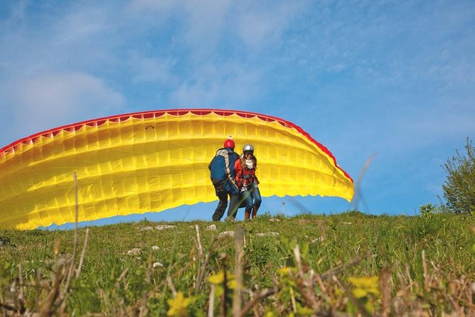 Tandem Paragliding Flight in Lombardy - Physical Fitness Requirements and Group Participation