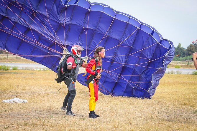 Tandem Skydiving Algarve From 15.000ft — 5000m - Common Questions
