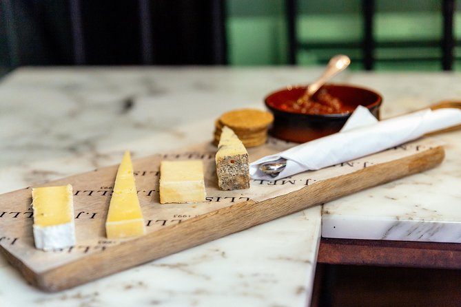 The 10 Tastings of Edinburgh With Locals: Private Food Tour - Immersive Experience of Edinburghs Food Culture