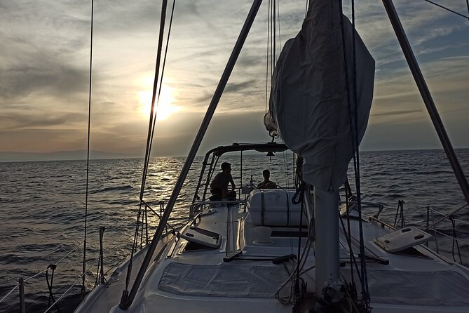 Thessaloniki : Sunset Cruise - Watching the Sunset Over Thermaic Gulf